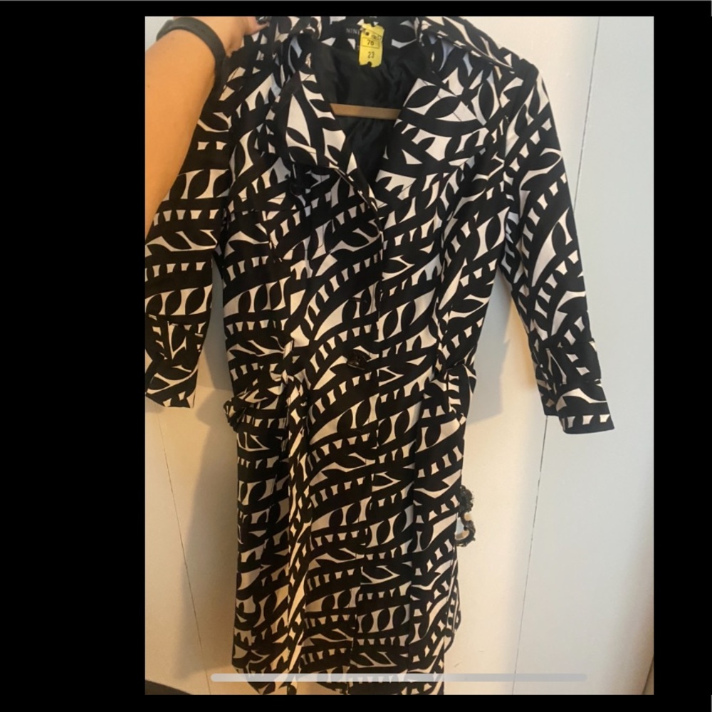 Nine West printed trench coat with belt